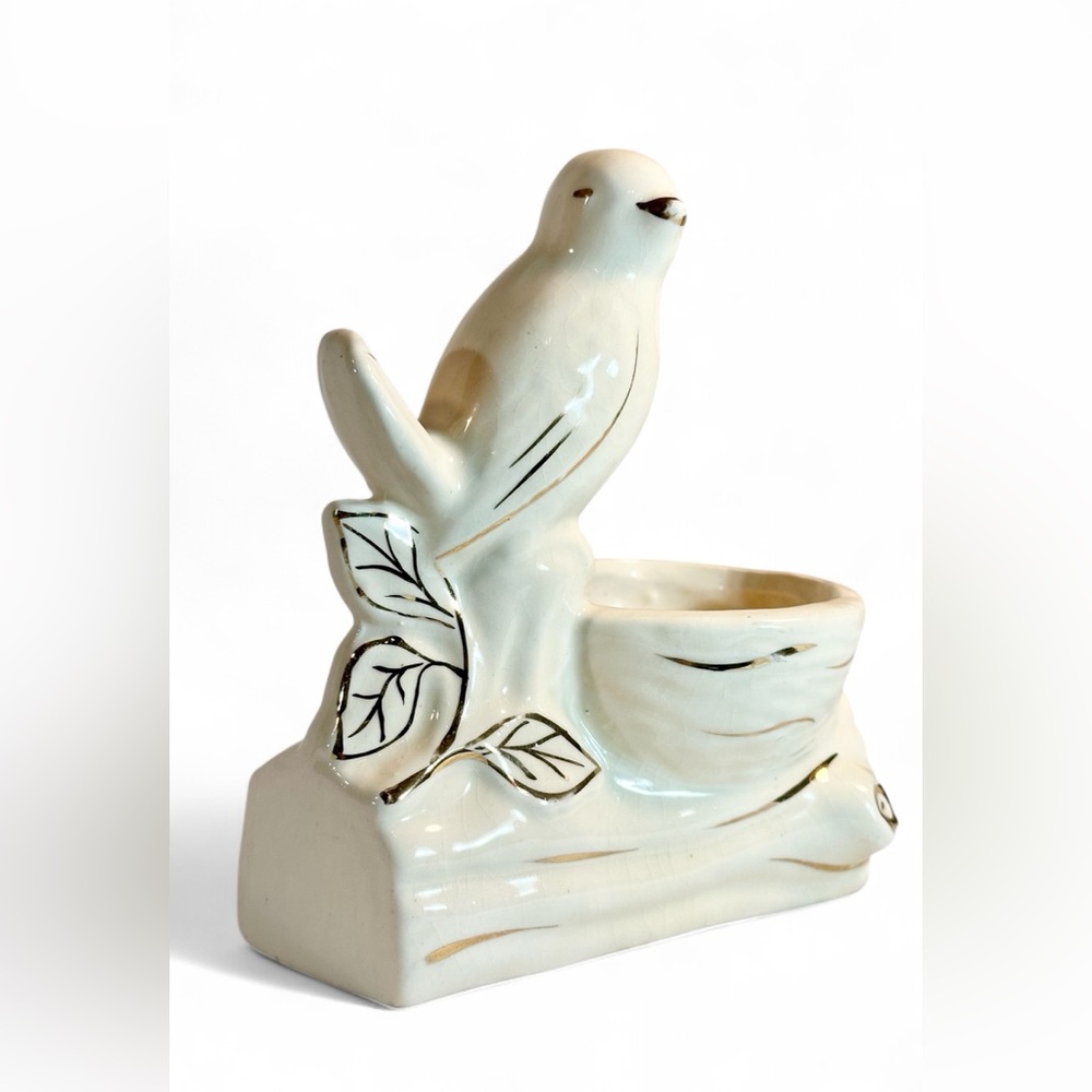 1920s Shawnee Pottery Ceramic Bird on Nest
Planter Creamy White with Gold - Picture 3 of 8
